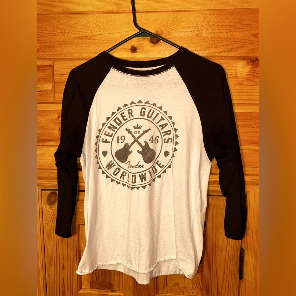 Fender guitars baseball tee